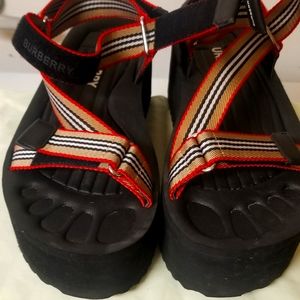 BURBERY SANDALS